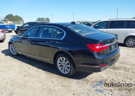 2018 BMW 740I из США, поврежденный, VIN WBA7E2C56JG743030